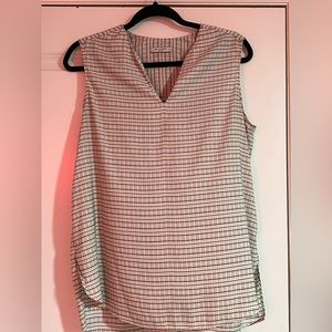 Woman’s dress shirt black and white